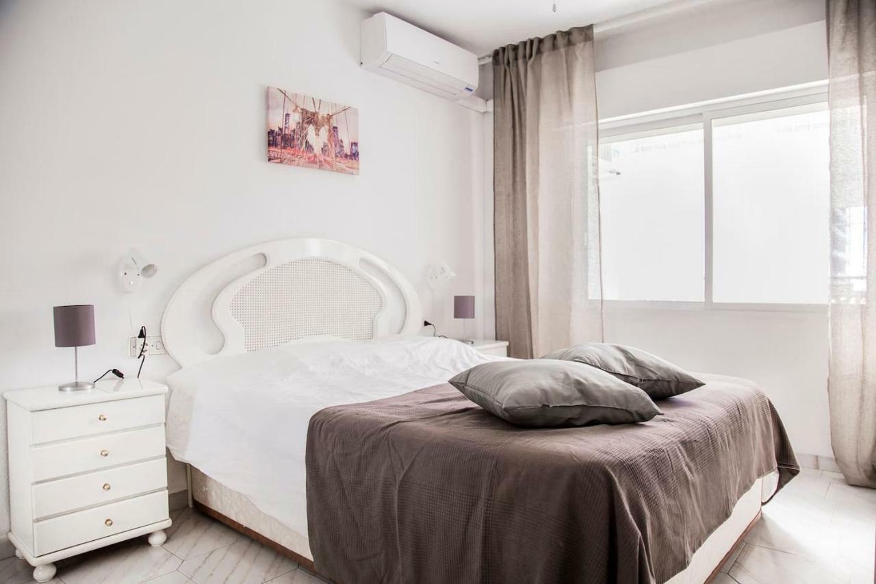 Cozy Apartment เบนัลมาเดนา ภายนอก รูปภาพ